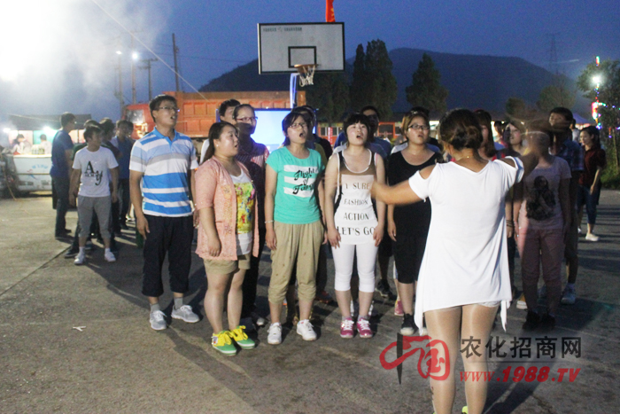 ����ɽˮ���B���H����Ȼ�ѱ�