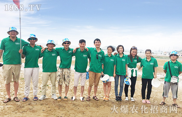 �r��•����•����