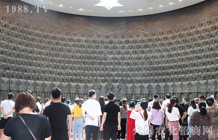 ���мtɫ�Ļ������ܼtɫ����