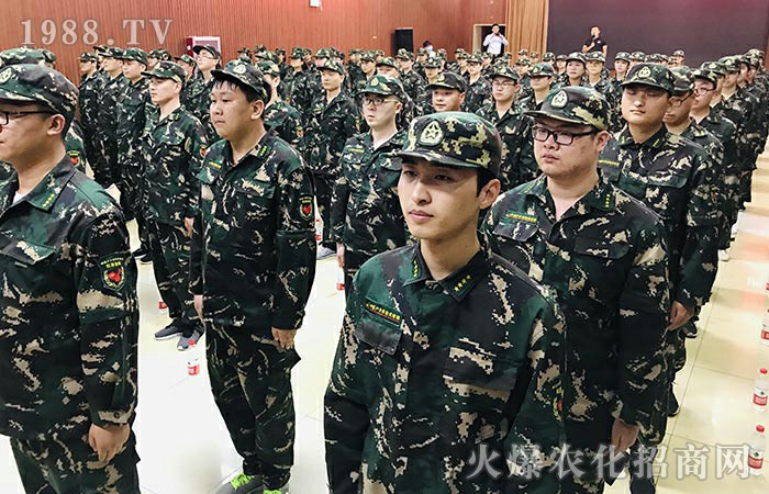 �����������κ��˵�Ŭ����ȫ���Ը��㿂�������ի@��