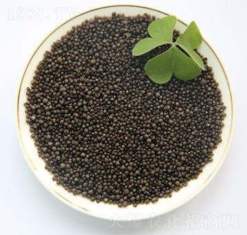 腐植酸尿素顆粒-黑力旺-心連心