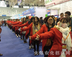 �tɫ���r(n��ng)���W(w��ng)����������Ͼ�ֲ������ů��һ���L(f��ng)����