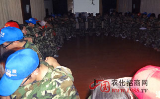 �𱬾W(w��ng)�j(lu��)��չӖ��֮������h(hu��n)