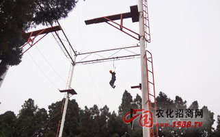 �𱬾W(w��ng)�j(lu��)��չӖ��֮�߿Ք���